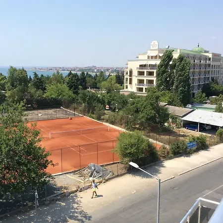 Cherno Nesebar