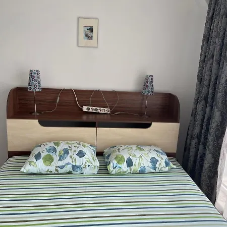 Cherno Apartament *